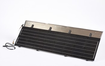 La tuile solaire Hybrid’Kit produit électricité et eau chaude